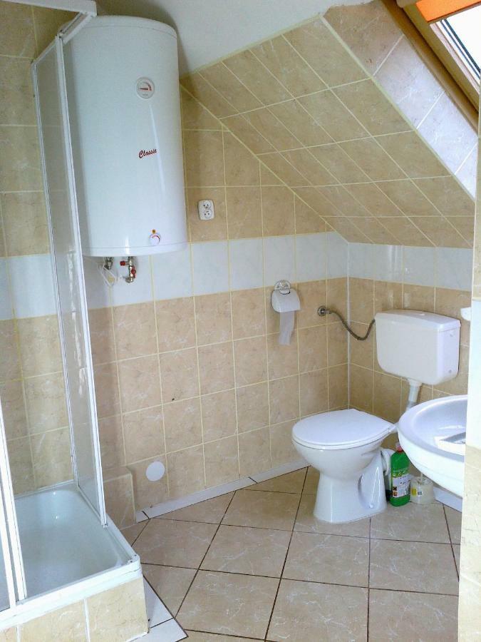 Apartamenty Wakacyjne Nad Jeziorem Juksty Mrągowo Esterno foto