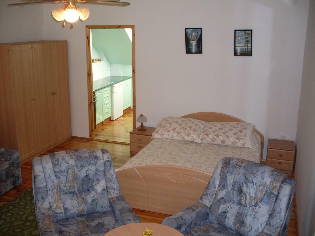 Apartamenty Wakacyjne Nad Jeziorem Juksty Mrągowo Esterno foto