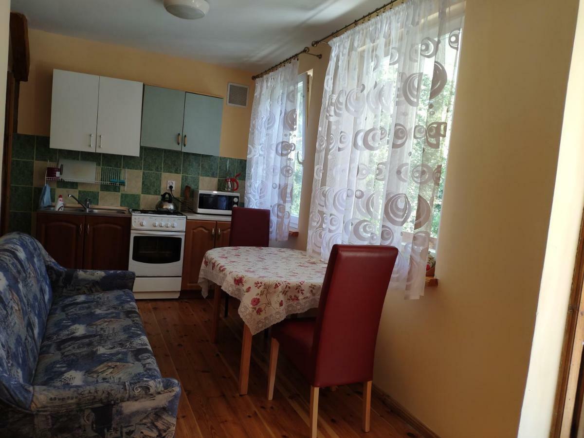 Apartamenty Wakacyjne Nad Jeziorem Juksty Mrągowo Esterno foto